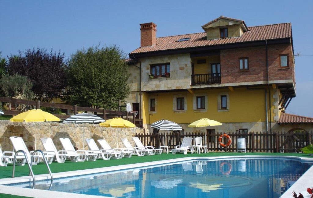 Apartamentos La Gloria